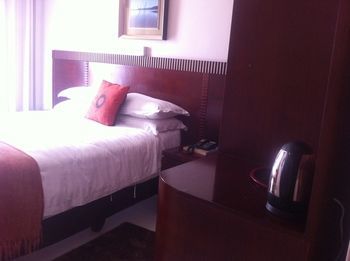 Hotel Labama Габороне Экстерьер фото